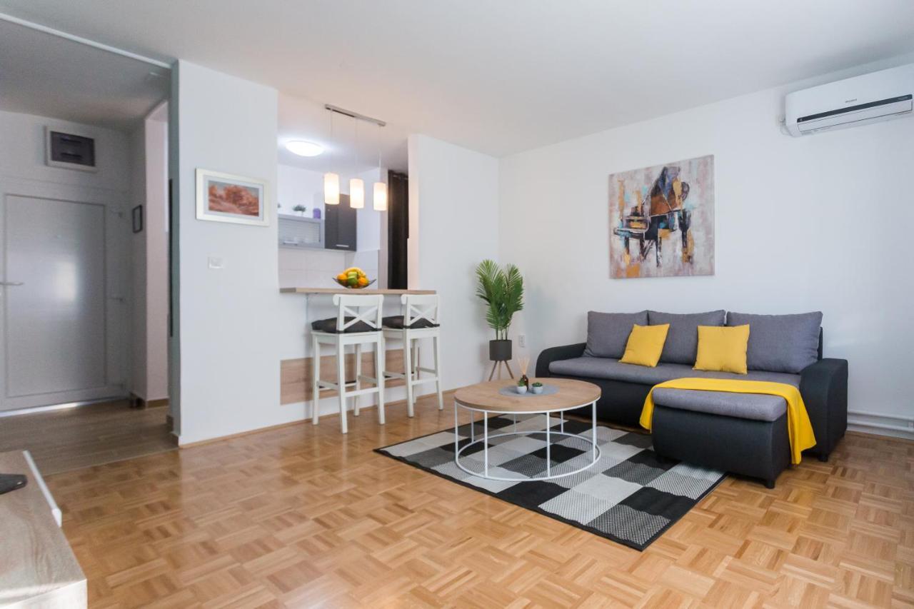 Apartman Lariva Osijek Exterior foto